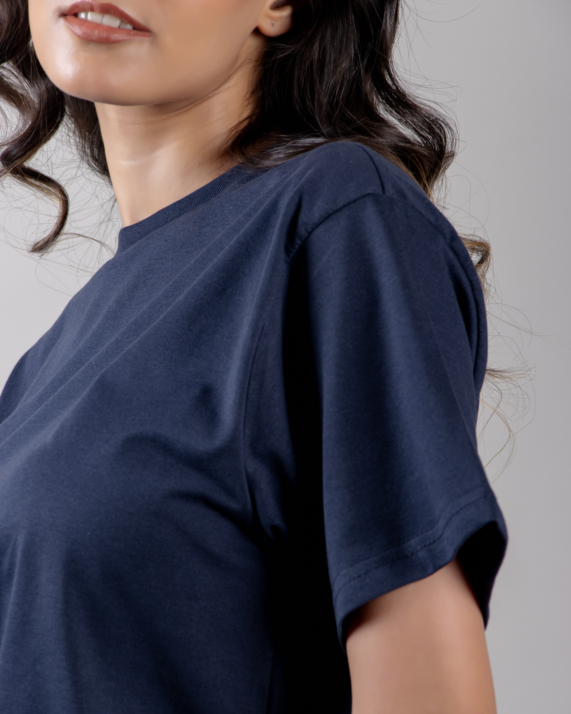 T-Shirt \\ 1 (Navy)