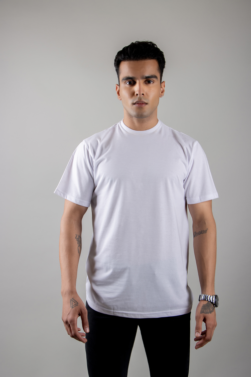 T-Shirt \\ 1 (White)